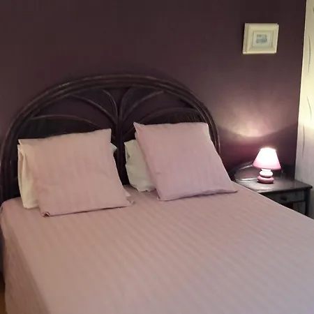 Bed & Breakfast Domaine De La Petite Salamandre